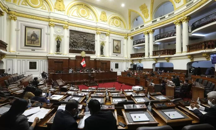 Reacciones en el Congreso tras pedido de facultades investigadoras para la Comisión de Defensa por presuntas irregularidades en la Diviac