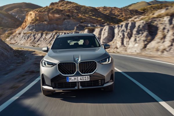 Para finales de 2024 llega la nueva generación del BMW que mejor funciona en el mercado con variante híbrida enchufable incluida