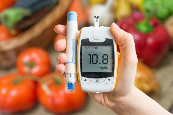 Los expertos recomiendan a las personas con diabetes controles glucémicos más constantes durante el verano