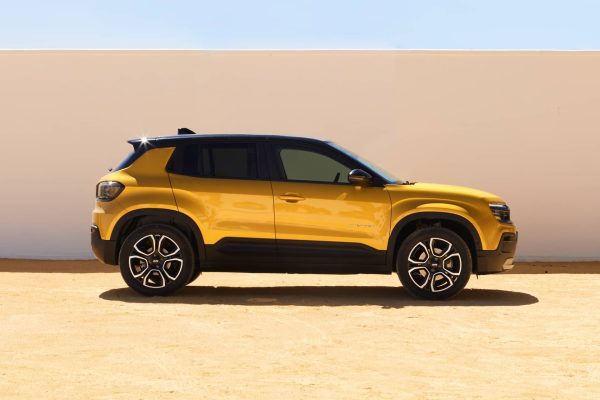 Siendo el más 4x4 de los B-SUV, su precio asequible y motor híbrido anti-DGT lo han convertido en una de las mejores compras del momento