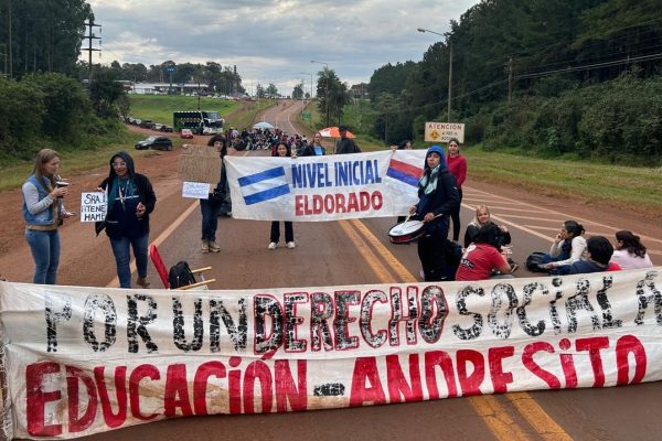 el paro y la lucha siguen firmes, con fuertes cortes en el interior provincial