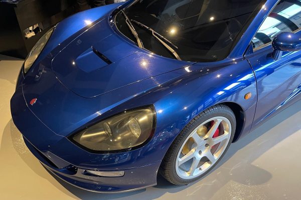 Este es el McLaren F1 japonés con motor de Skyline que hizo soñar a niños y adolescentes pero nunca se hizo realidad