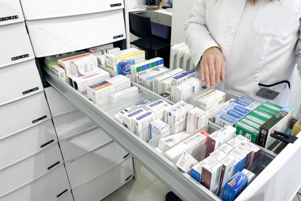 El 42% de los hogares tiene dificultades para encontrar algún medicamento