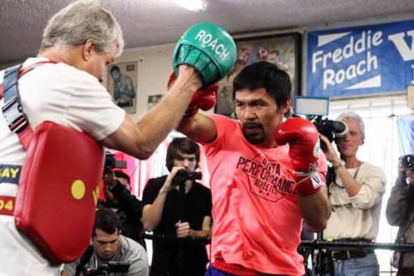 Pacquiao entrenando (Foto: Chris Farina)