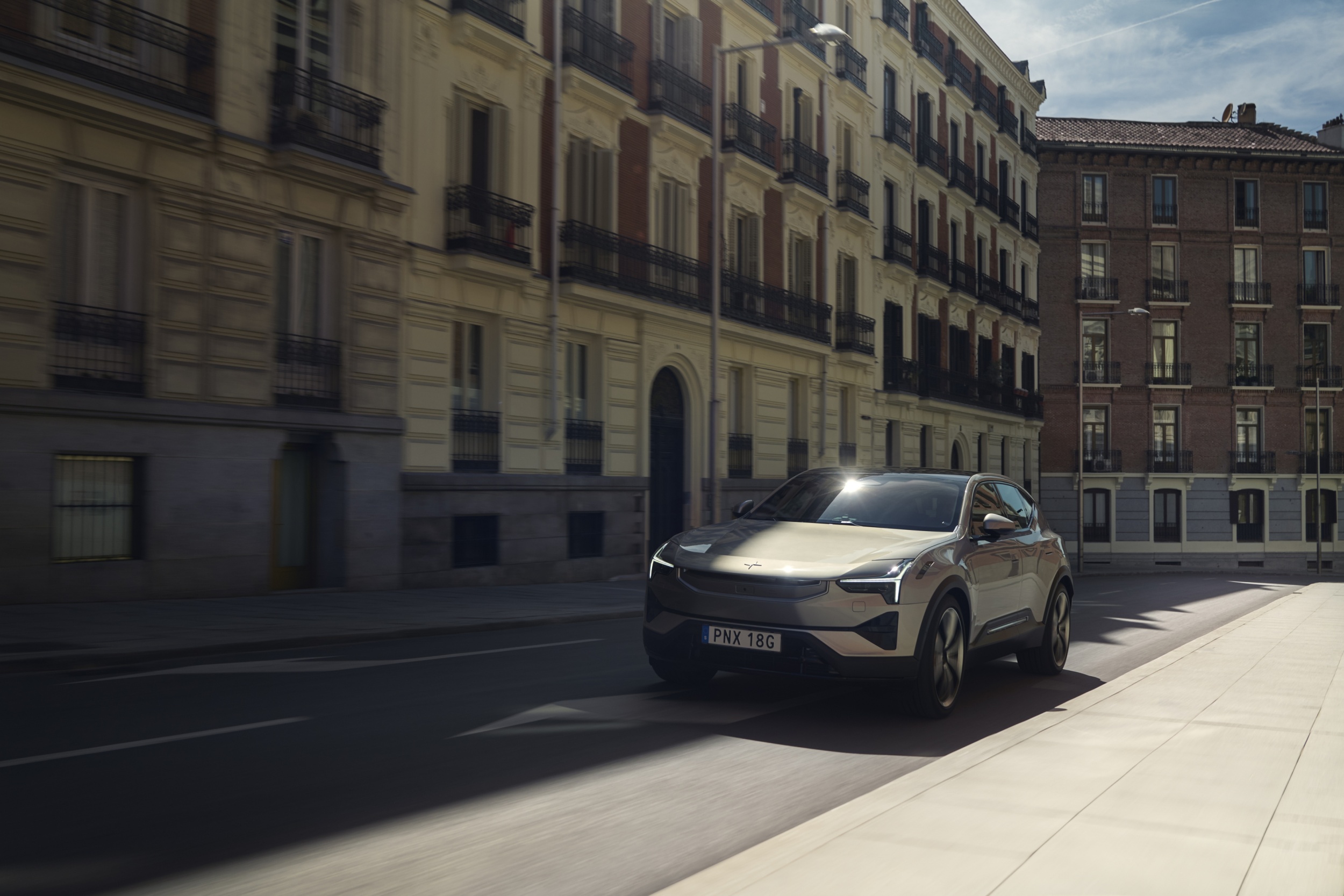 Llega la nueva versión de acceso del SUV eléctrico deportivo que quiere, y puede, plantar cara al Tesla Model X con 650 kilómetros de autonomía