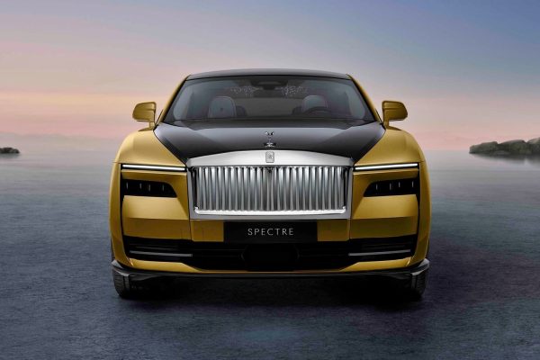 Si Xiaomi apunta a Porsche, en Huawei echan el resto prometiendo un coche ¿mejor que Rolls-Royce?