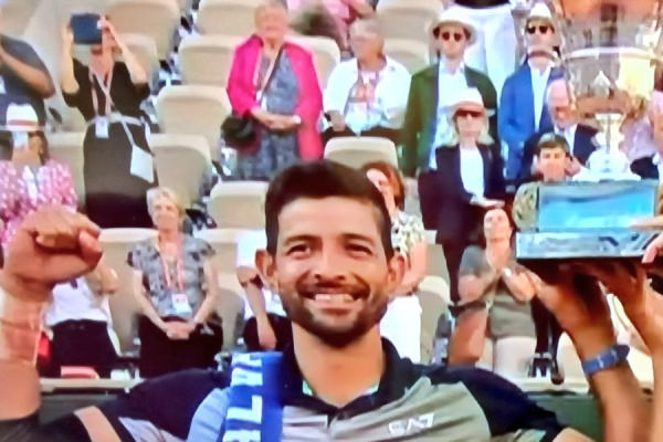 Salvadoreño Arévalo gana su segundo título en los dobles de Roland Garros – Diario Deportivo Más