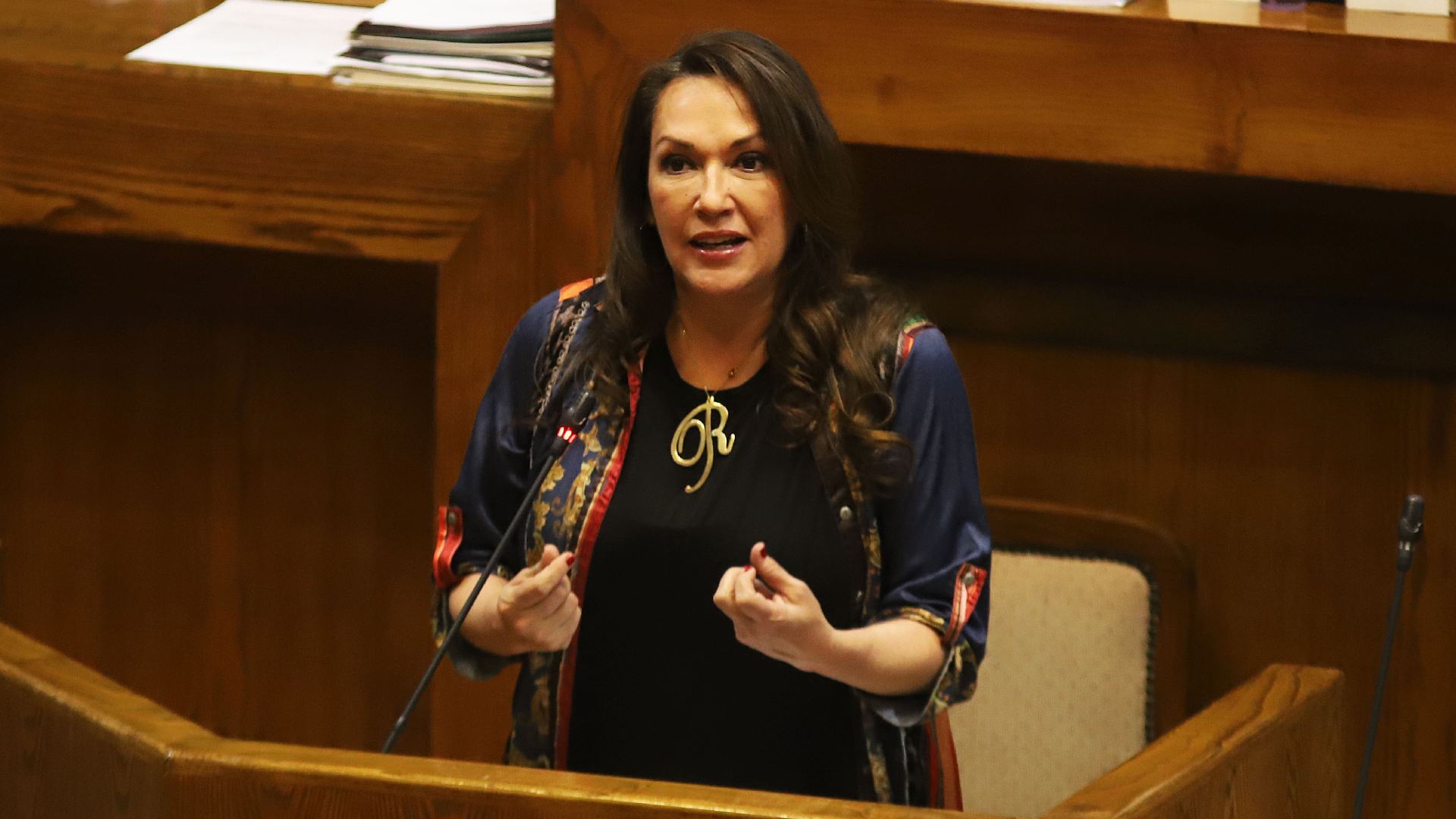 Marisela Santibáñez acusa a asesor parlamentario de acoso sexual