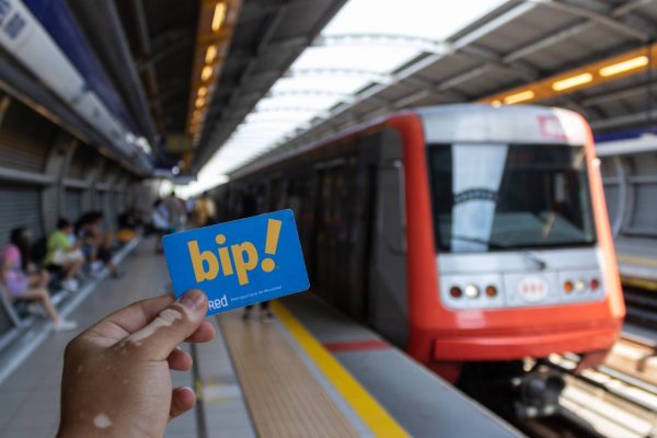 Estos precios tendrán los pasajes de las micros, el Metro y el Metrotrén tras el alza del domingo