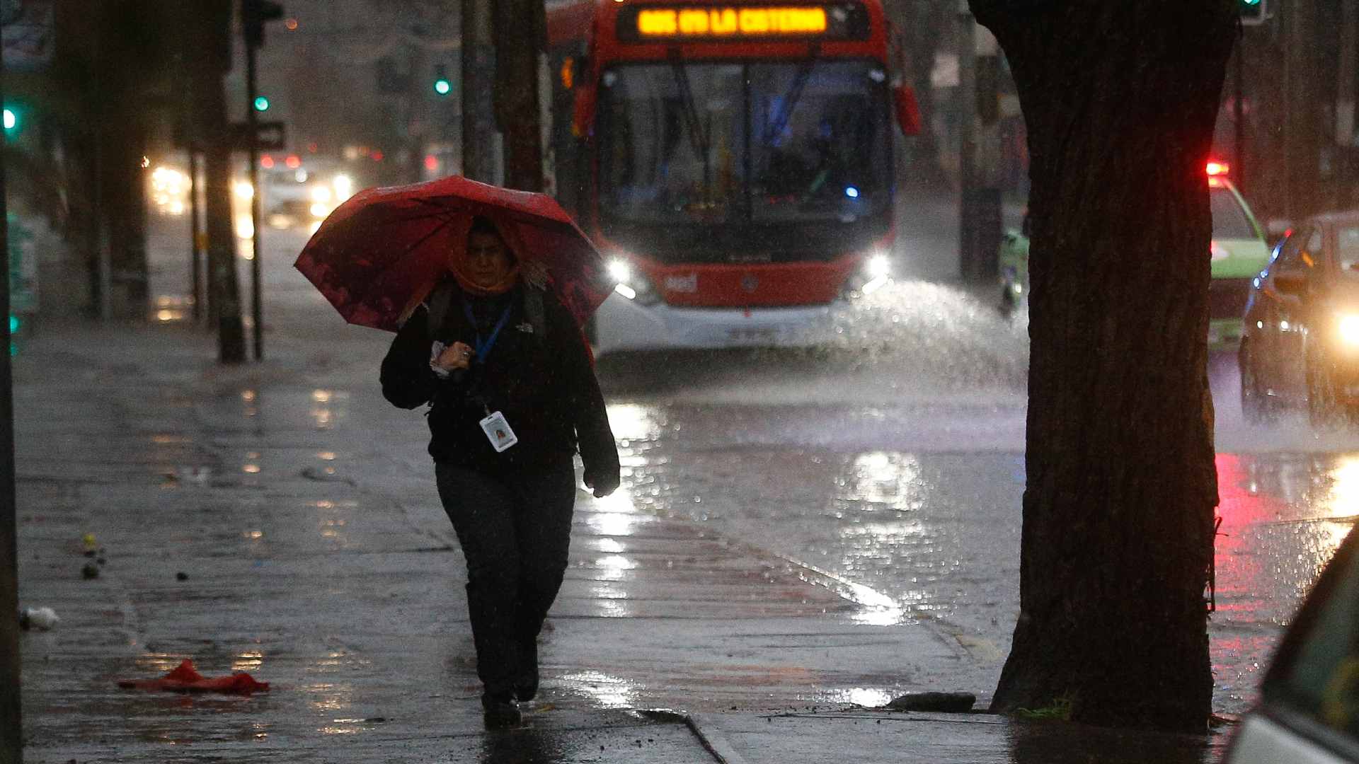 ¿Cuándo vuelven las lluvias a Santiago?