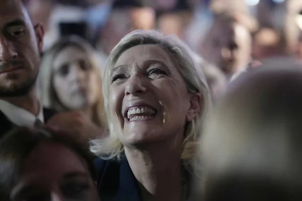 Francia se prepara para la segunda vuelta del 7-J y los partidos dan sus consignas de voto