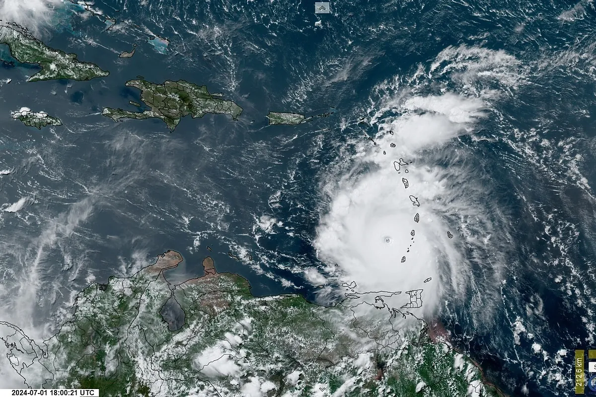 Al menos un muerto e "inmensa destruccin" en San Vicente y Granadinas por el huracn Beryl
