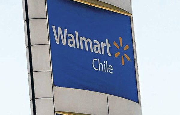 Trabajadores de Walmart deponen huelga tras seis días de movilizaciones