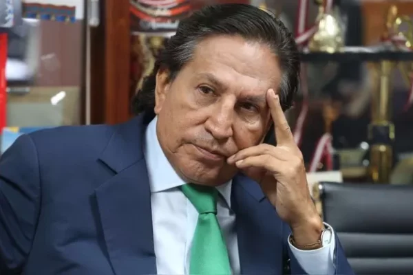 Alejandro Toledo: Expresidente fue trasladado de emergencia a hospital en Ate