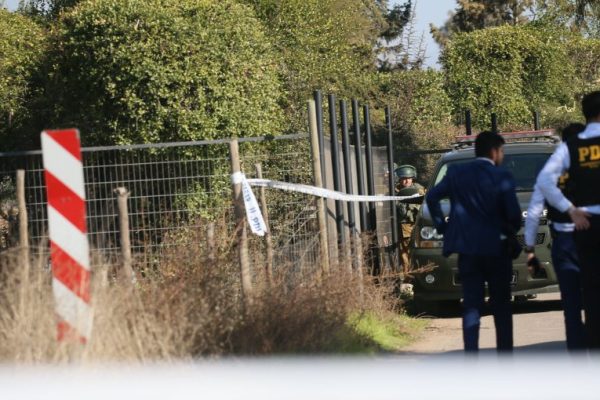 Cinco personas mueren en lampa tras balacera en fiesta