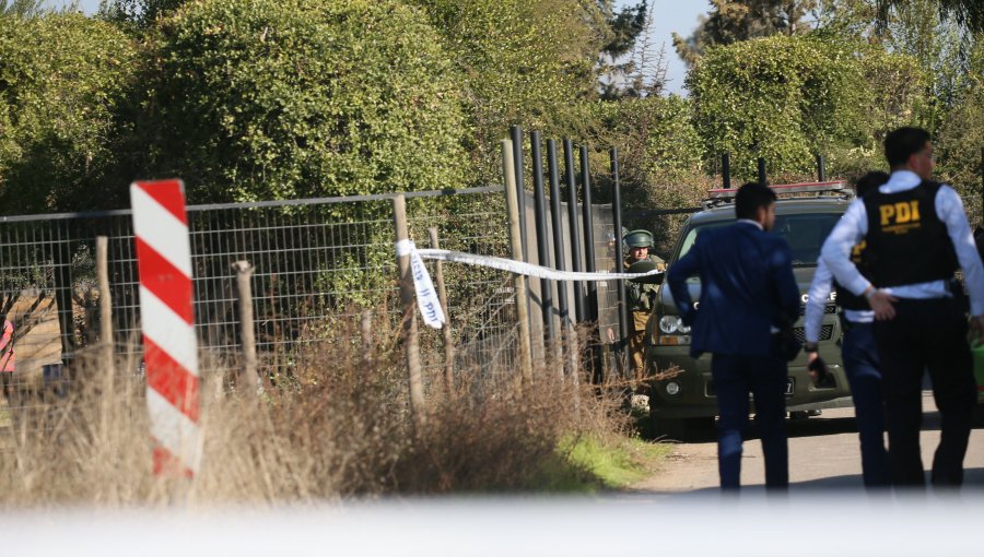 Cinco personas mueren en lampa tras balacera en fiesta