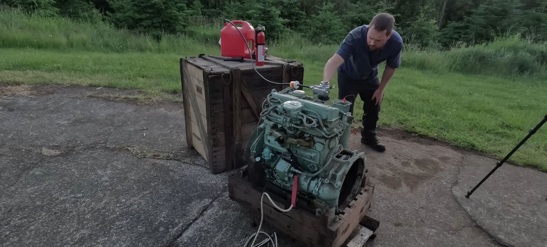 El primer arranque de un motor Rolls-Royce, tras 70 años en su embalaje original (+vídeo)