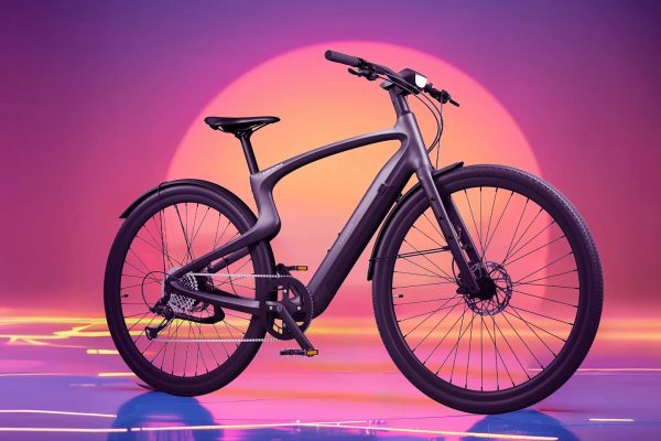 Con diseño futurista propio de F1, llena de tecnología, y 100 km de autonomía, esta ligerísima ebike de carbono es la gravel definitiva a la venta en Amazon