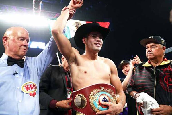 Gilberto “Zurdo” Ramírez (Foto: Mikey Williams, Top Rank)