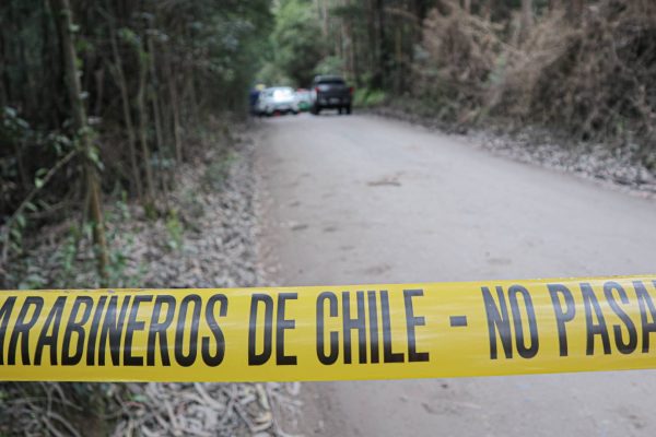 Encuentran restos humanos en un canal en Maipú