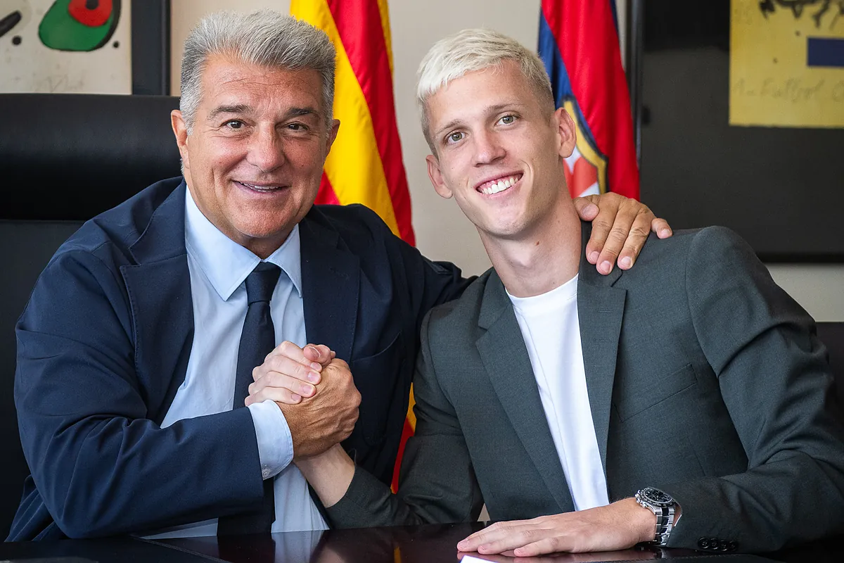 El Bara hace oficial el fichaje de Dani Olmo por seis temporadas: "Estoy muy contento por volver a casa" | LaLiga EA Sports 2024