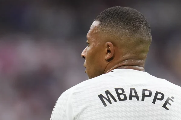 Mbappé, "ríen de ríen"