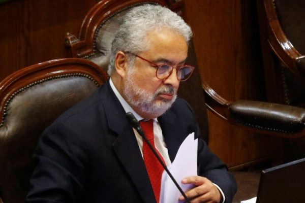 Fiscalía contempla penas de 18 años de cárcel para Hermosilla y Villalobos