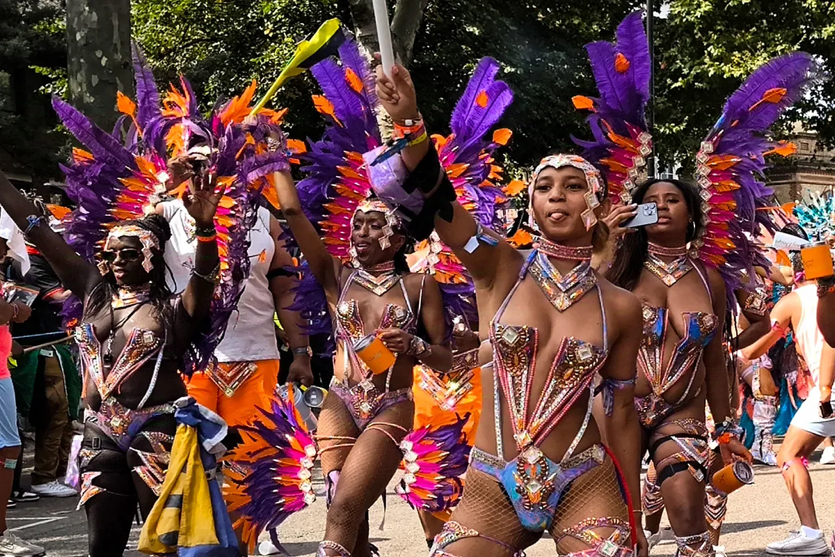 Mueren dos personas que resultaron heridas con navaja durante el carnaval de Notting Hill en Londres