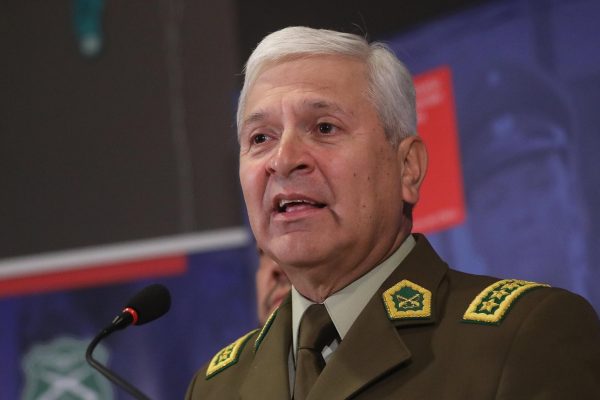 General Yáñez se encuentra internado en el Hospital de Carabineros