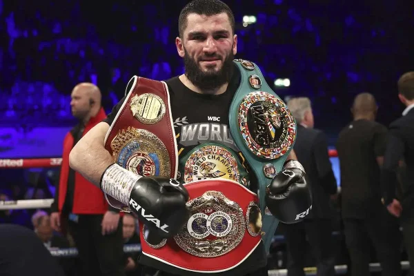 Artur Beterbiev