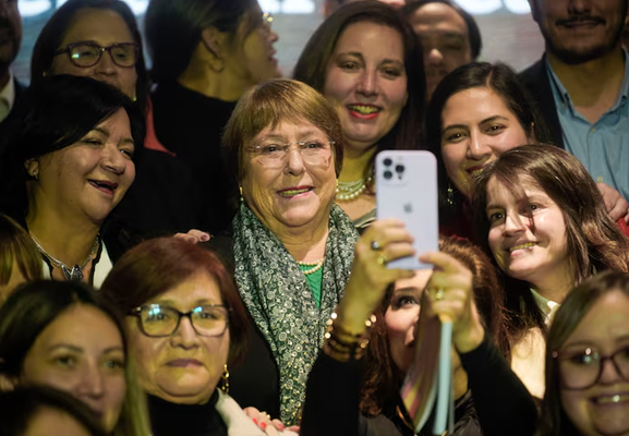 Bachelet cita a candidatos de Valparaíso para evento de formación municipal