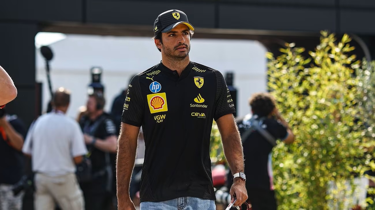 Los tifosi, el combustible de Carlos Sainz para su último fin de semana en Monza como piloto de la Scuderia Ferrari