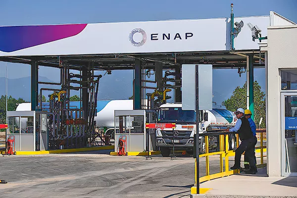 Utilidades de Enap llegan a US$172,7 mills. pero caen 49% respecto de 2023