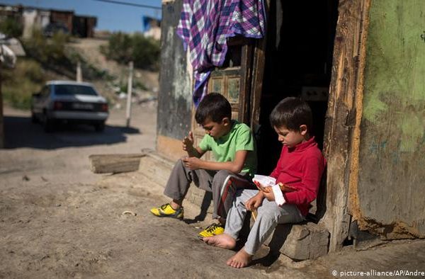 Informe Unicef «Buen Vivir»: «36% de los pobres en Chile son niños»