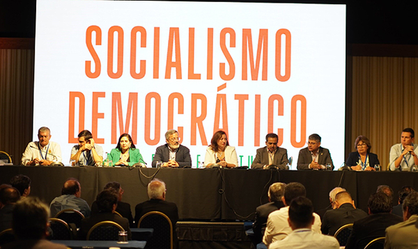 Comisiones políticas PS-PPD abordan futuro del Socialismo Democrático