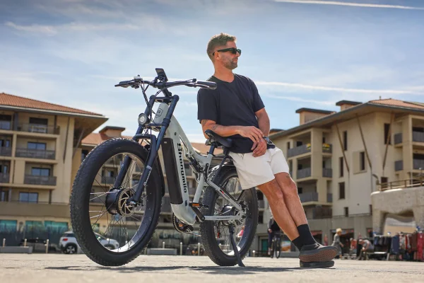 Es la única y verdadera 4x4 con tracción integral en sus dos ruedas: la ebike que se come el barro y la nieve