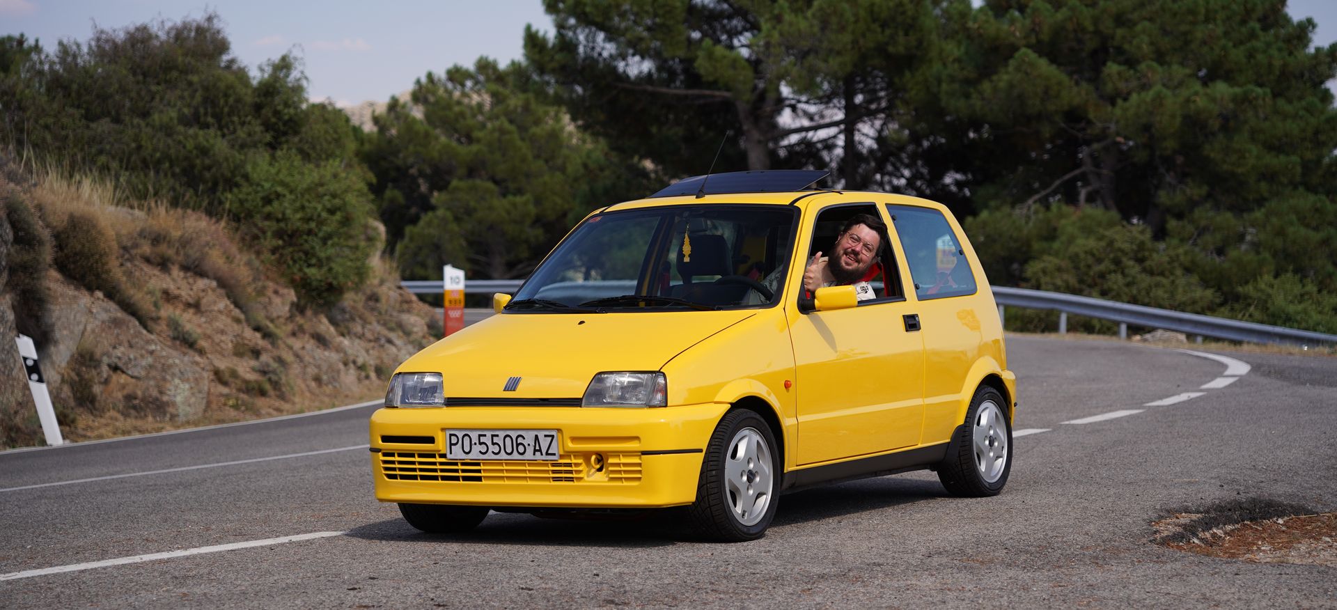 Este coche es la prueba de que no hace falta un coche potente para tener un deportivo divertidísimo (+vídeo)