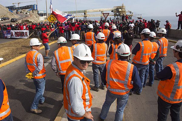 CUT acusa a Escondida de «precarizar» a trabajadores tras rechazo a bono de $27 mills.