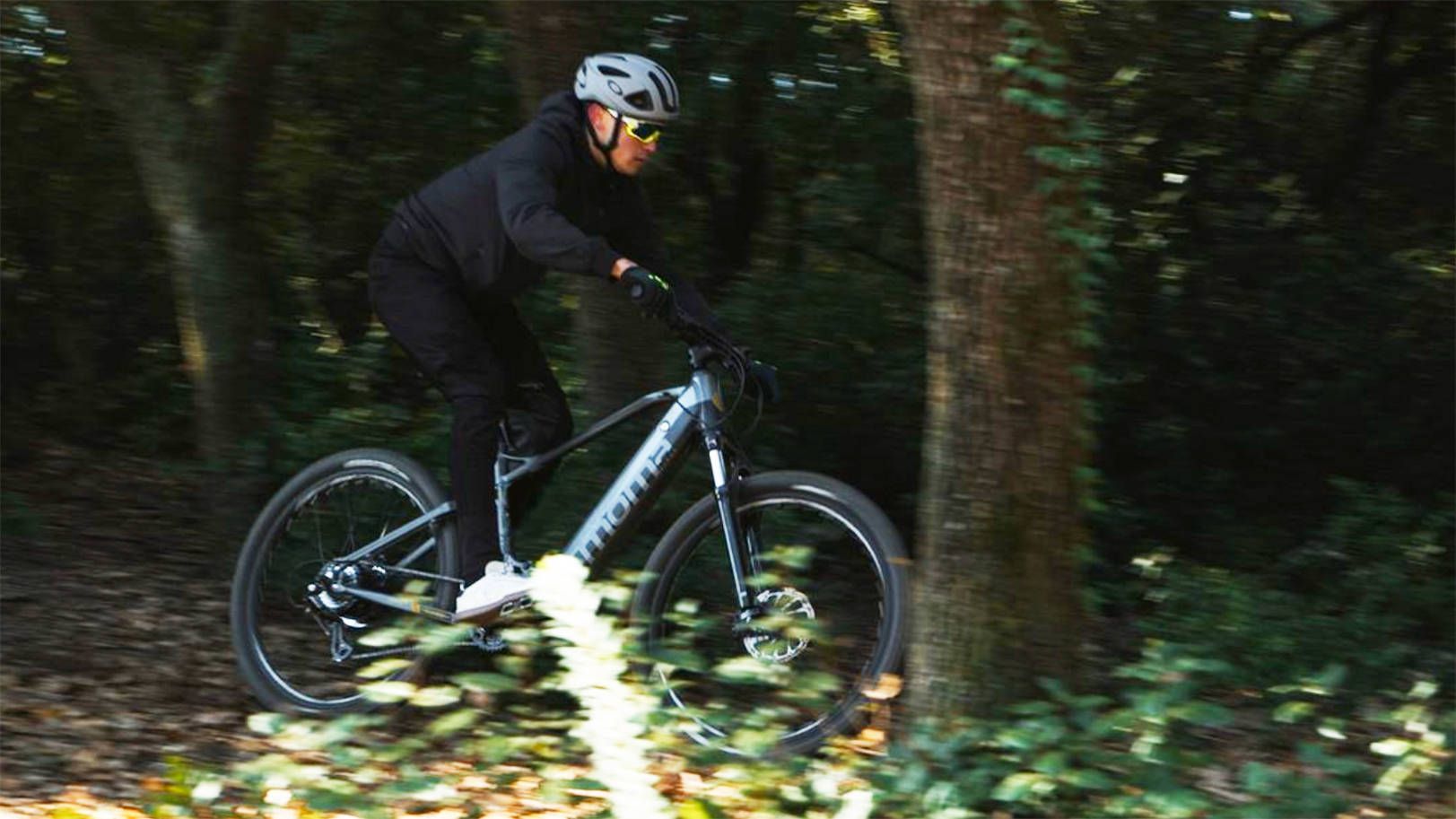 Sorprendente que la ebike de montaña más accesible esté rebajada y cueste menos de 1.000 euros