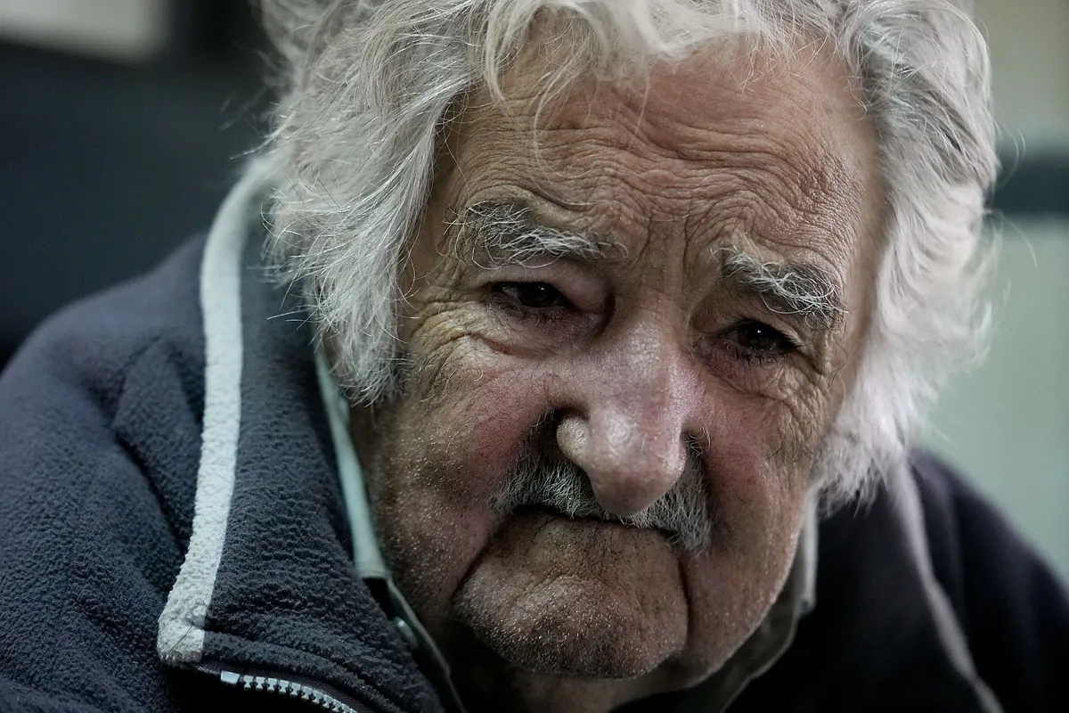 El ex presidente uruguayo José Mujica "muestra una leve mejoría" tras su cuarto ingreso en el hospital en menos de dos semanas