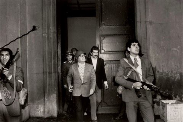 11/S. El combate de La Moneda