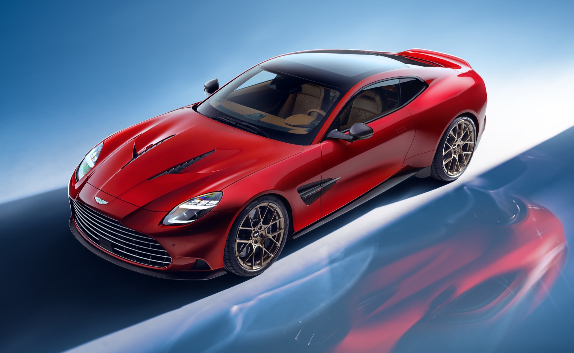 Un elegante Aston Martin Vanquish regresa para reinar entre los Super GT con un V12 de 835 CV y un diseño que deja boquiabierto