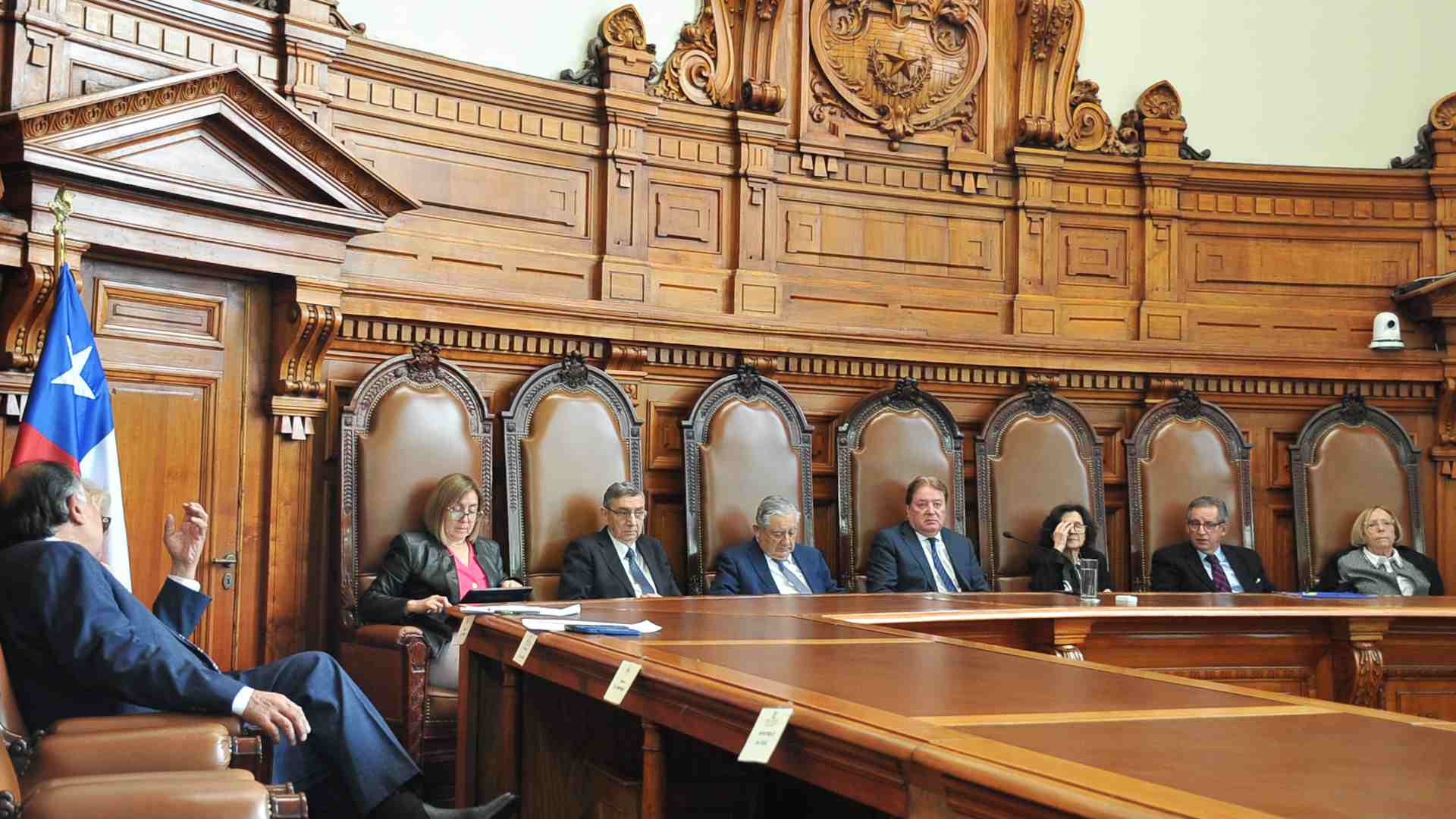 Corte Suprema ordena sumario a petición de jueces Carroza y Valderrama