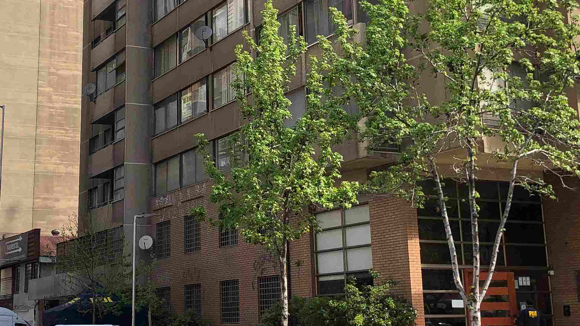 Niña de 4 años cayó de un cuarto piso en Providencia y salvó de milagro