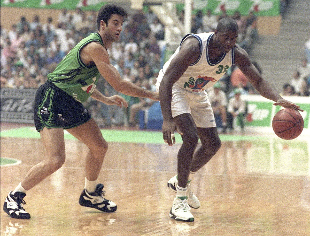 "Se comió una paella para dos él solo": se cumplen 30 años del día en que Magic Johnson enloqueció Badalona