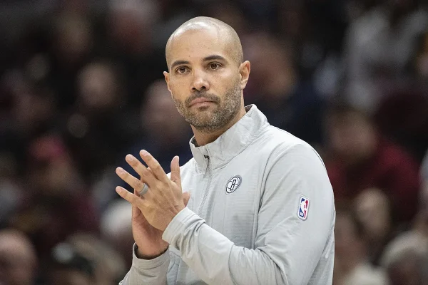 Jordi Fernández o cómo empezar asombrando a todos en un banquillo NBA: competitividad sin estrellas y un plan de futuro en Brooklyn