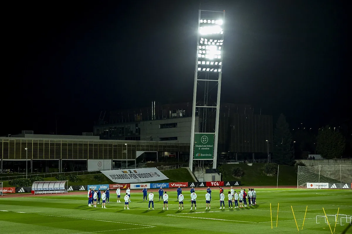 El silencio (y el frío) de la selección por Valencia