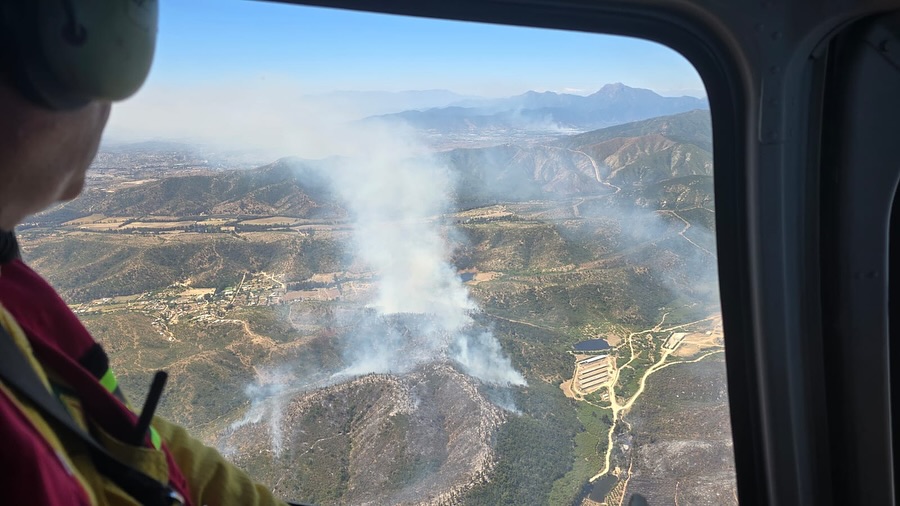 Ministro de Agricultura anuncia 90 comunas del país bajo alerta “botón rojo”