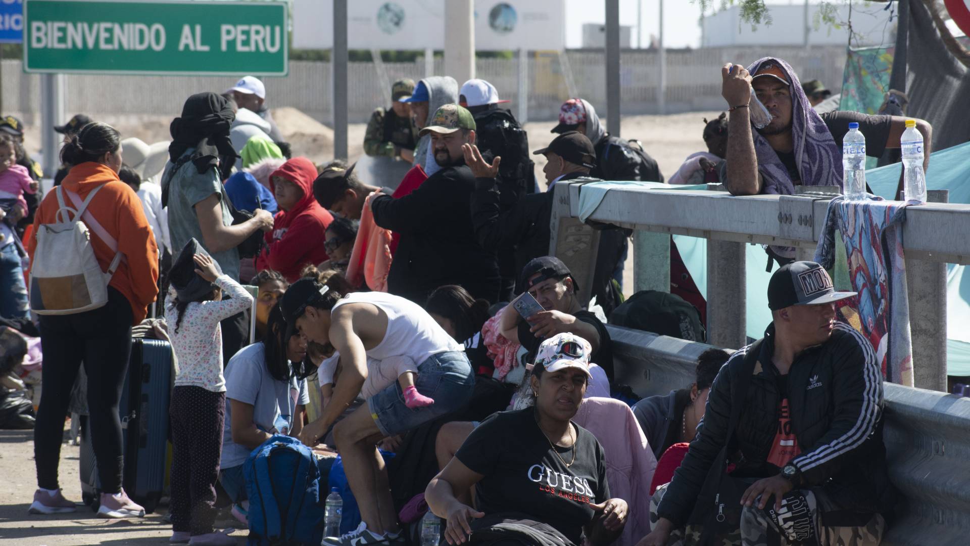 Priorización para chilenos en educación y salud: los cambios en la Ley de Migración