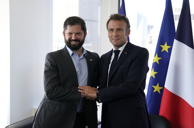 Boric recibirá en Visita Oficial en La Moneda al Presidente de Francia Emmanuel Macron